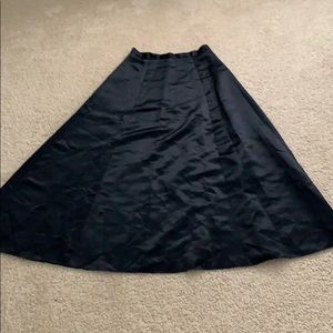 Jessica McClintock Black satin skirt